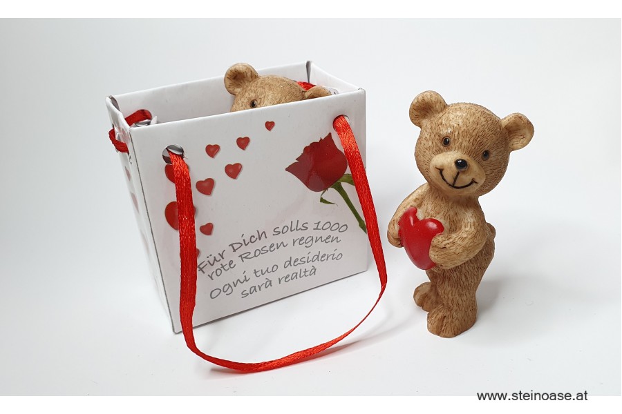 Teddy mit Herz in Geschenktüte
